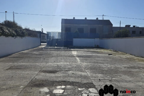 nave-industrial-en-alquiler-y-venta-en-fuente-vaqueros-con-400m2-de-nave-industrial-y-300m2-de-campa-ref-005pr330-3