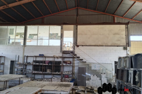 atencion-inversores-2-500m2-en-vista-de-todo-el-mundo-esquina-en-carretera-de-cordoba-con-mas-de-1000m2-de-nave-industrial-ref-009rt990-4