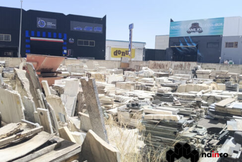 en-venta-una-de-las-mejores-esquinas-del-poligono-tecnologico-de-ogijares-1000m2-cuadrados-de-nave-industrial-y-250m2-de-patio-ref-674kt709-2