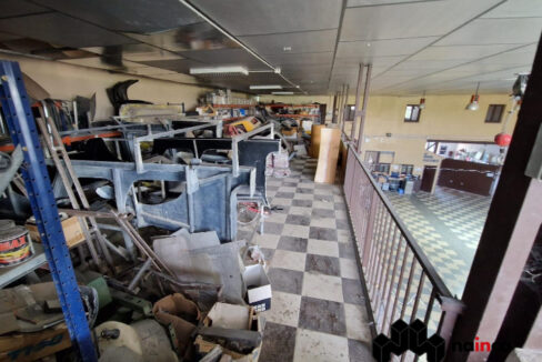 iconica-nave-industrial-en-venta-en-santa-fe-granada-con-mas-de-1900m2-de-terreno-ref-599pk323-2