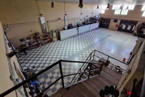 iconica-nave-industrial-en-venta-en-santa-fe-granada-con-mas-de-1900m2-de-terreno-ref-599pk323-4