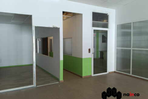 preciosa-nave-industrial-en-venta-en-el-poligono-el-fresno-con-350-m2-cuadrados-de-planta-mas-planta-alta-ref-110tt110-6