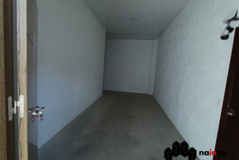 atencion-inversores-impresionante-nave-industrial-y-comercial-en-el-poligono-de-ogijares-cuenta-con-unos-270m2-de-planta-ref-235kp099-5