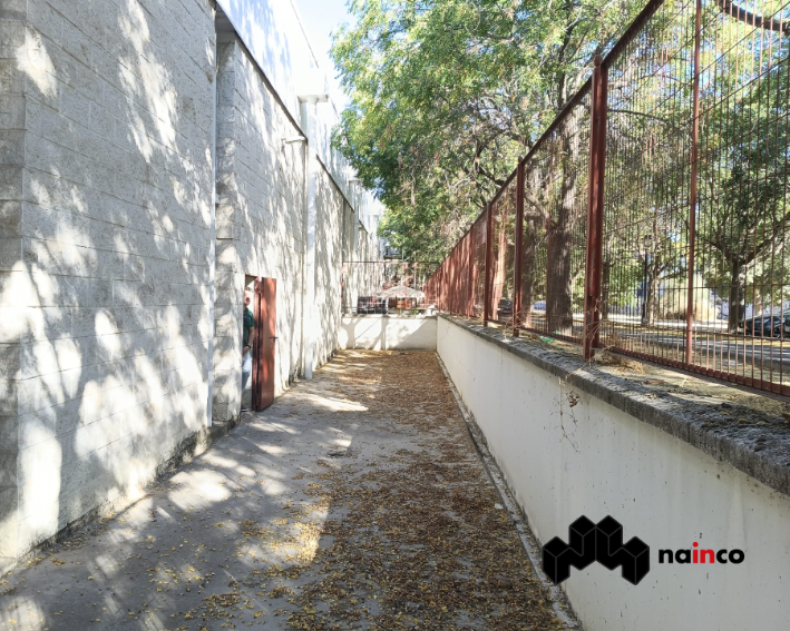 preciosa-nave-en-alquiler-nave-industrial-en-una-de-las-mejores-esquinas-del-poligono-el-florio-ref-090tp089-1