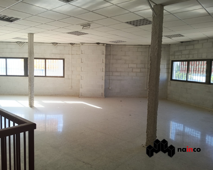 preciosa-nave-en-alquiler-nave-industrial-en-una-de-las-mejores-esquinas-del-poligono-el-florio-ref-090tp089-6