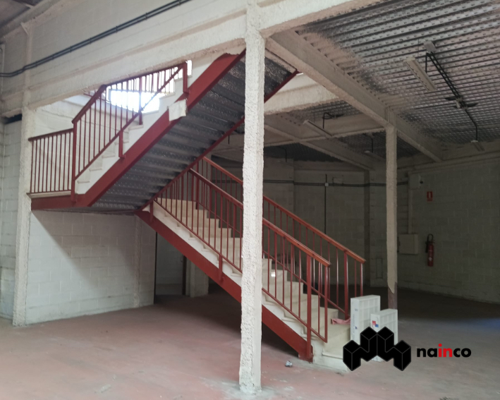 preciosa-nave-en-alquiler-nave-industrial-en-una-de-las-mejores-esquinas-del-poligono-el-florio-ref-090tp089-8