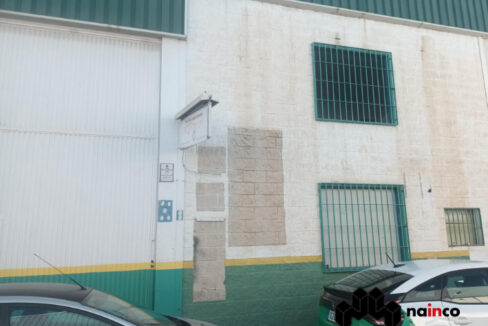 atencion-inversores-nave-industrial-en-venta-un-el-poligono-la-paz-maracena-granada-con-ubicacion-privilegiada-ref-558fq002-2