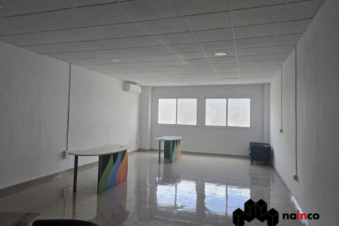 local-comercial-en-alquiler-en-poligono-juncaril-totalmente-instalado-62m2-por-planta-dos-plantas-calle-baza-ref-563tk578-4